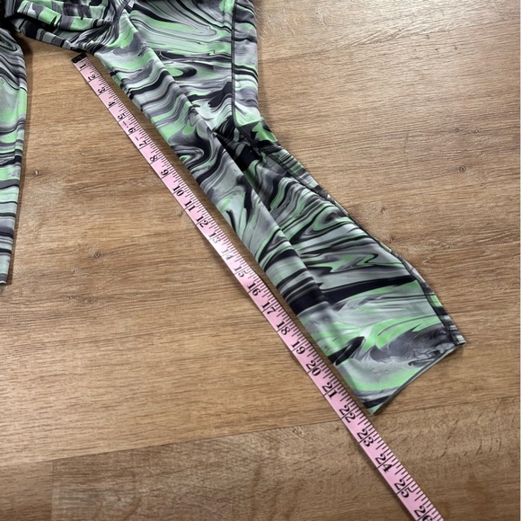 Lululemon Base Pace High-Rise Crop 23" Size 8 Paint Glide Warp Multi - Picture 9 of 11